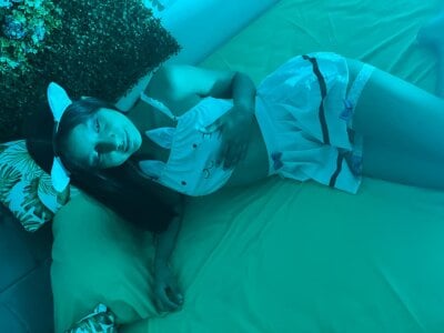 lizzie_garcia18 👯 live online chat