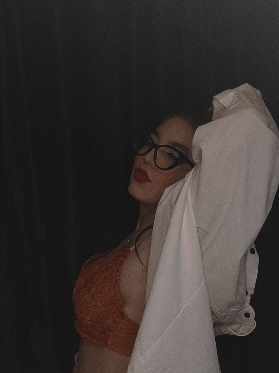 stripchat soniapinky webcam profile pic via amateursex-livecam.com