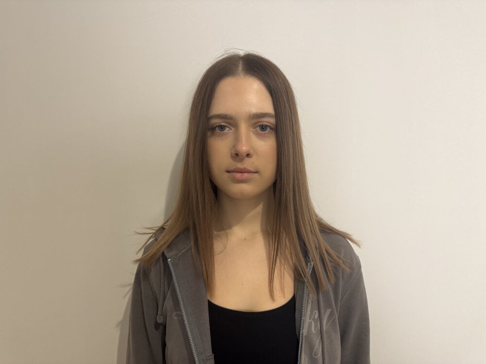 ettageremia from stripchat