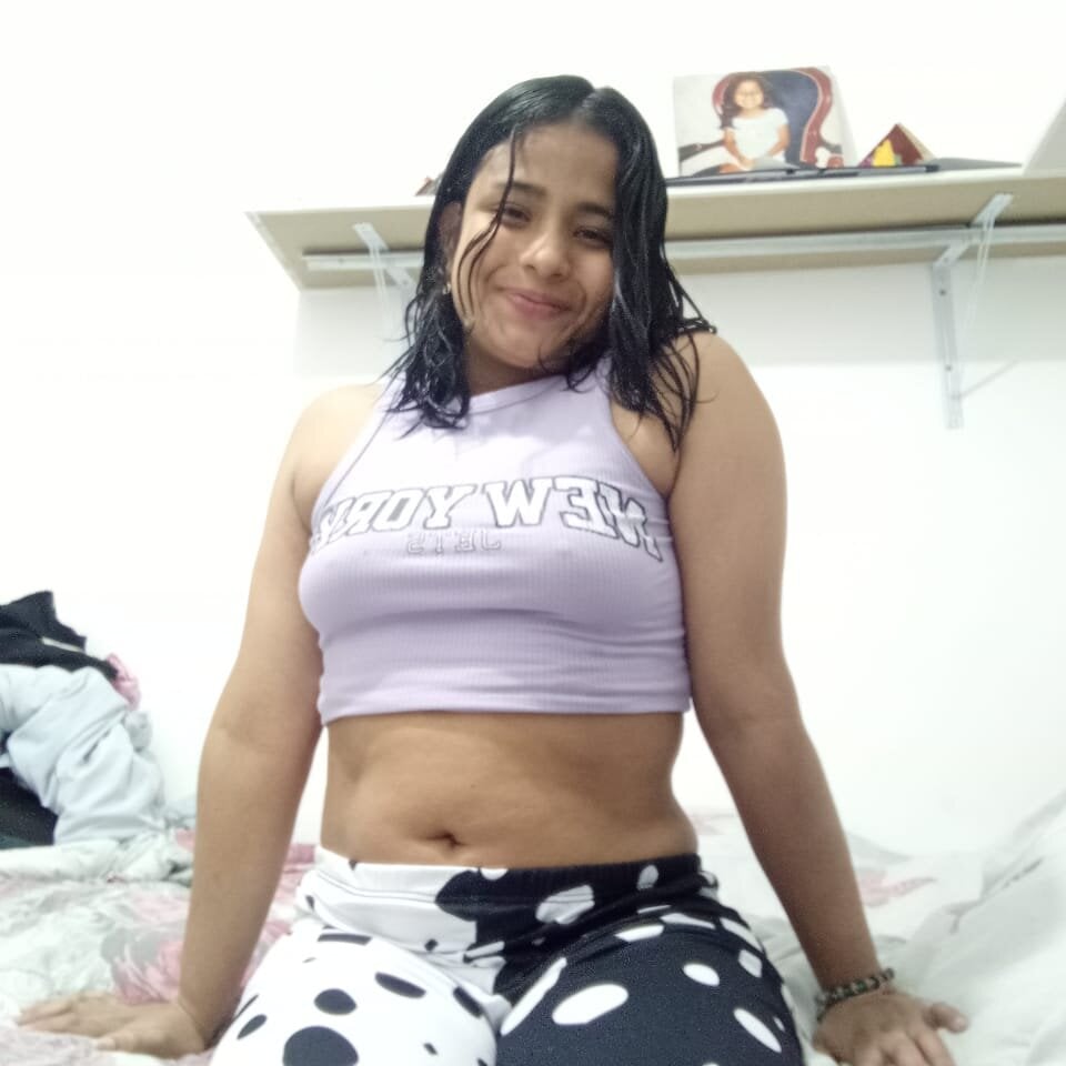 stripchat samantha_tf webcam profile pic via amateursex-livecam.com