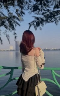 GirlNaughtyFull's webcam live show