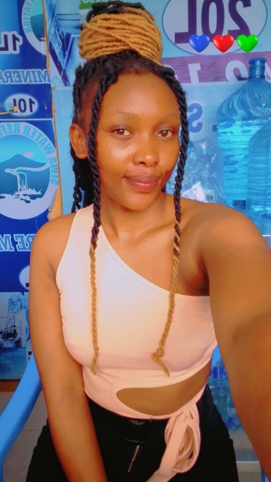 Petite_Shawery