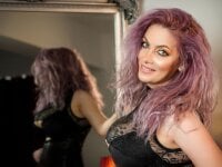 CarlyReus' Offline Chat Room