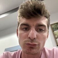 Jakeyfatone's webcam live show