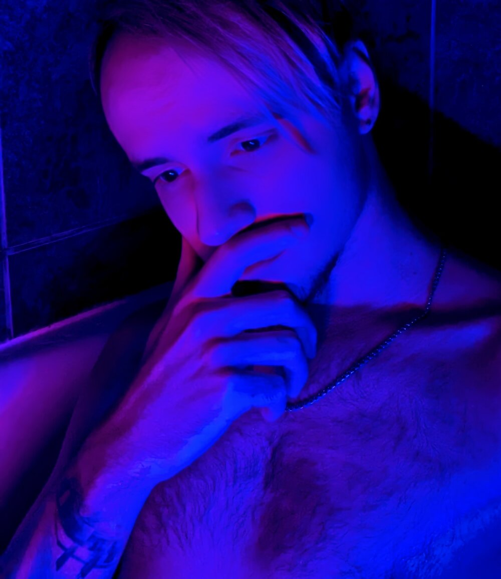 Joel-Pataki's Offline XXX Chat