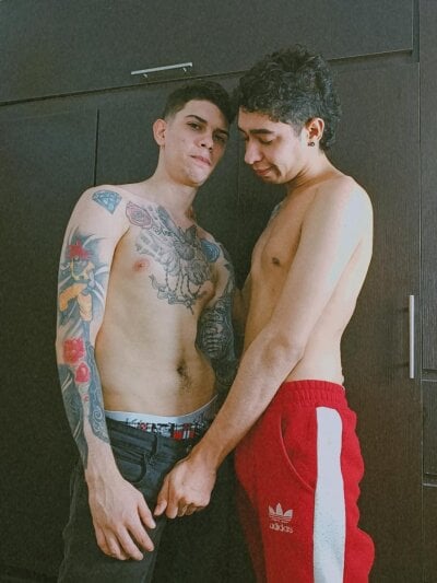 AlexAndRicardo - Stripchat Teen Blowjob Cam2cam Couple 