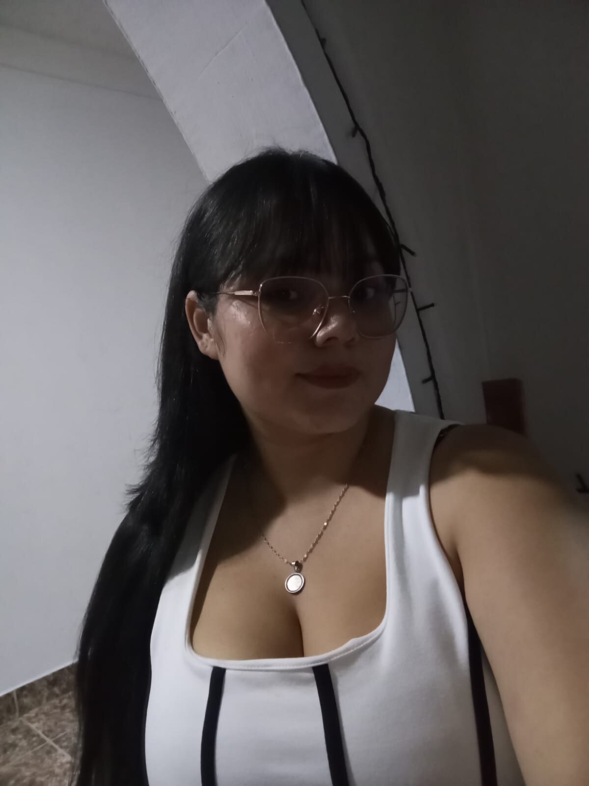 EmmaNaughty4u