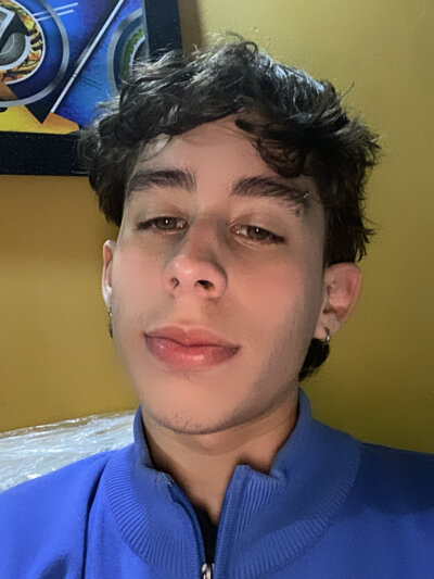 Adrian_420x Avatar