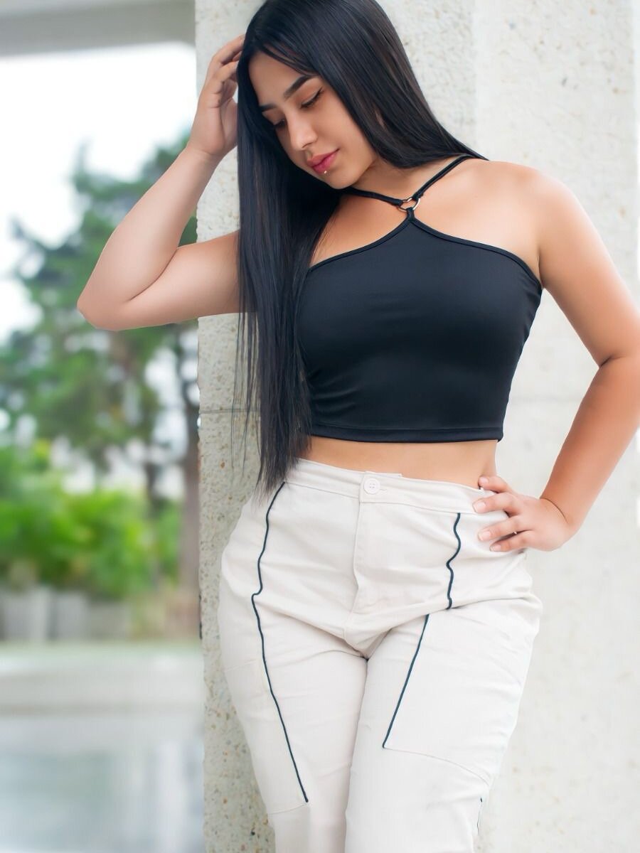 zaahiana profile