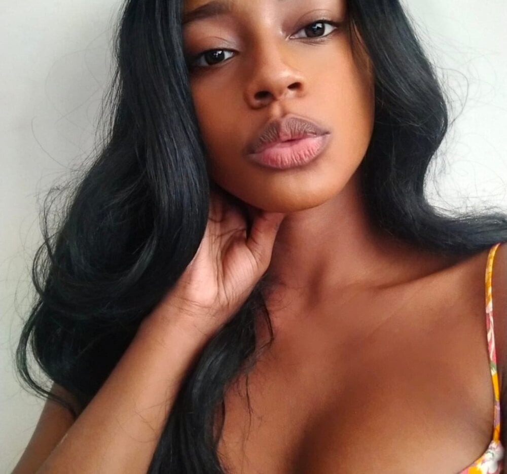 newporncams.com briannaax livesex profile in united-kingdomhastings cams