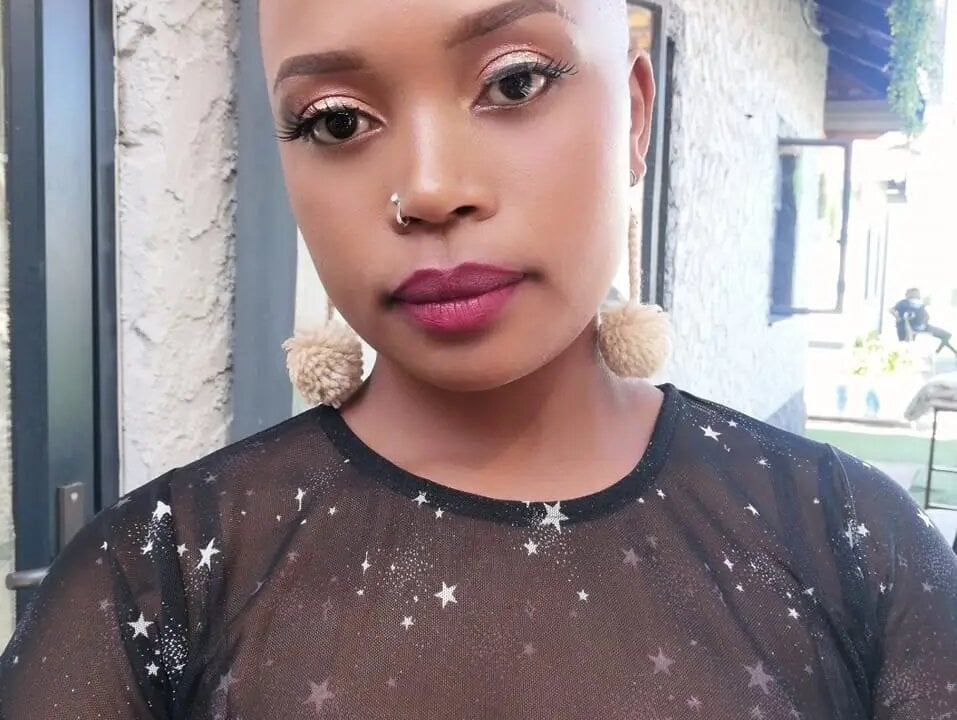 ogle_ webcam profile - Russian