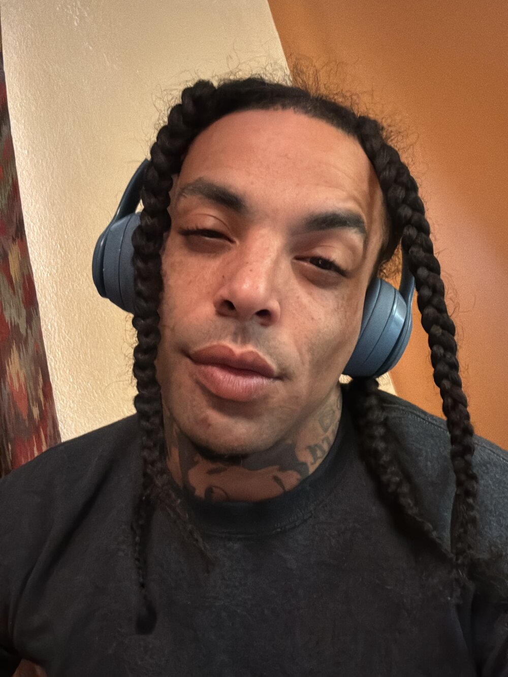 TheRealTarzann: офлайн-секс-чат