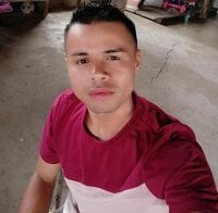 heatingupdick Adlı Modelin Çevrimdışı Sohbet Odası
