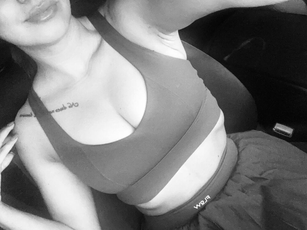 Offline XXX chat modela Fernanda-solis