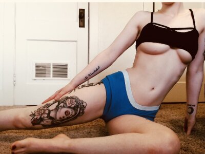 Blackrabbit101 🧓 online naked cam