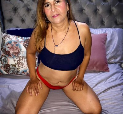 GreatMILF_latinaX 🕋 webcam