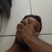 Cleitin19861's webcam live show