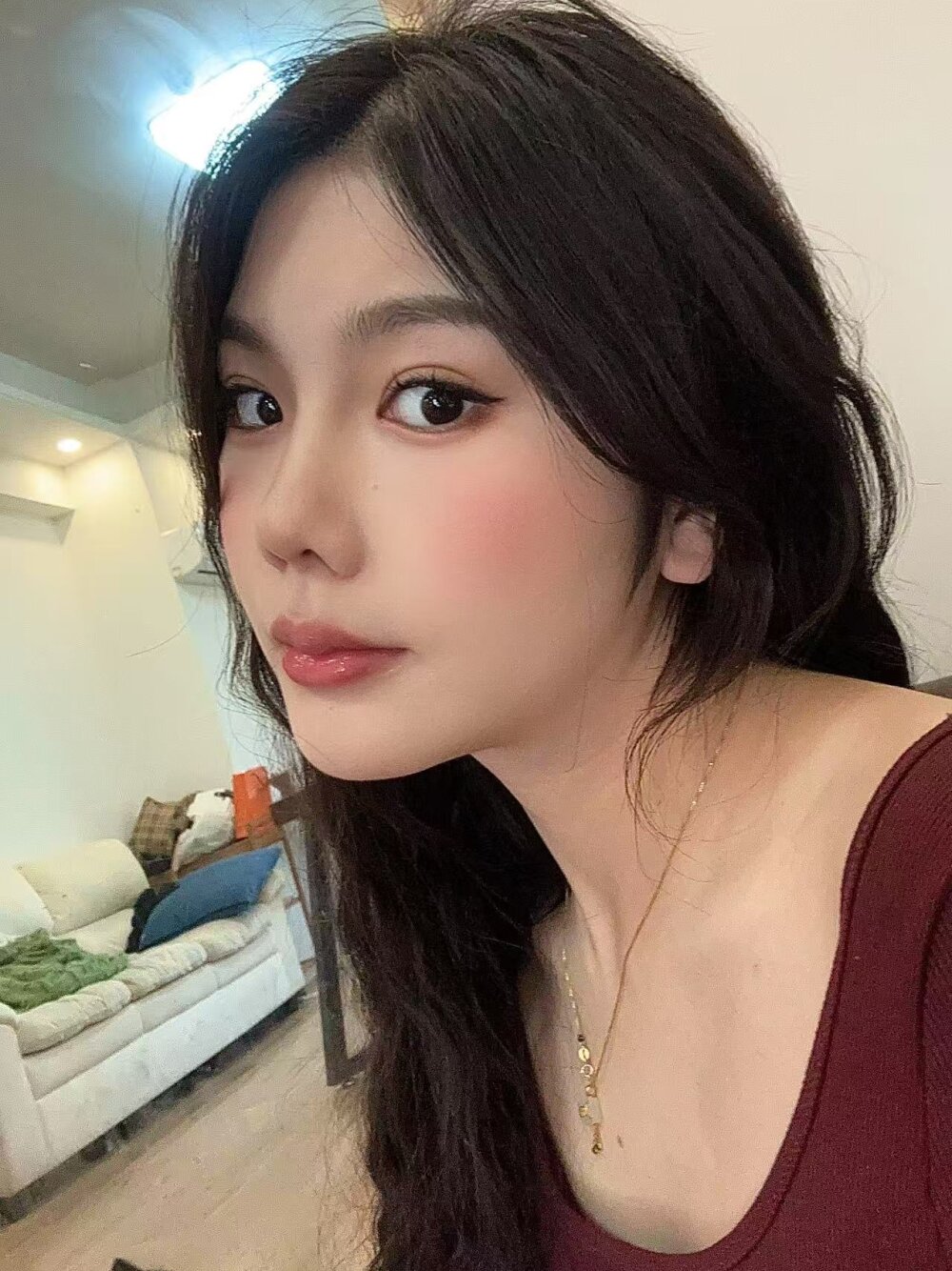 Anna-weiwei profile