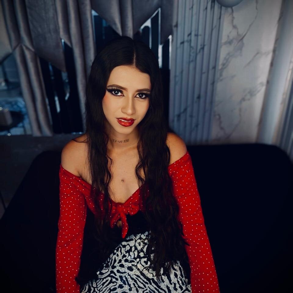 mayamonroe1 from stripchat