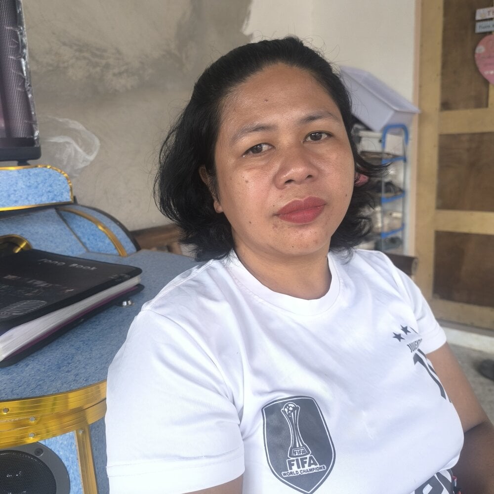 pinay_mama1234 webcam profile - Namibian