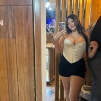 Andrea_Gomez22's webcam live show