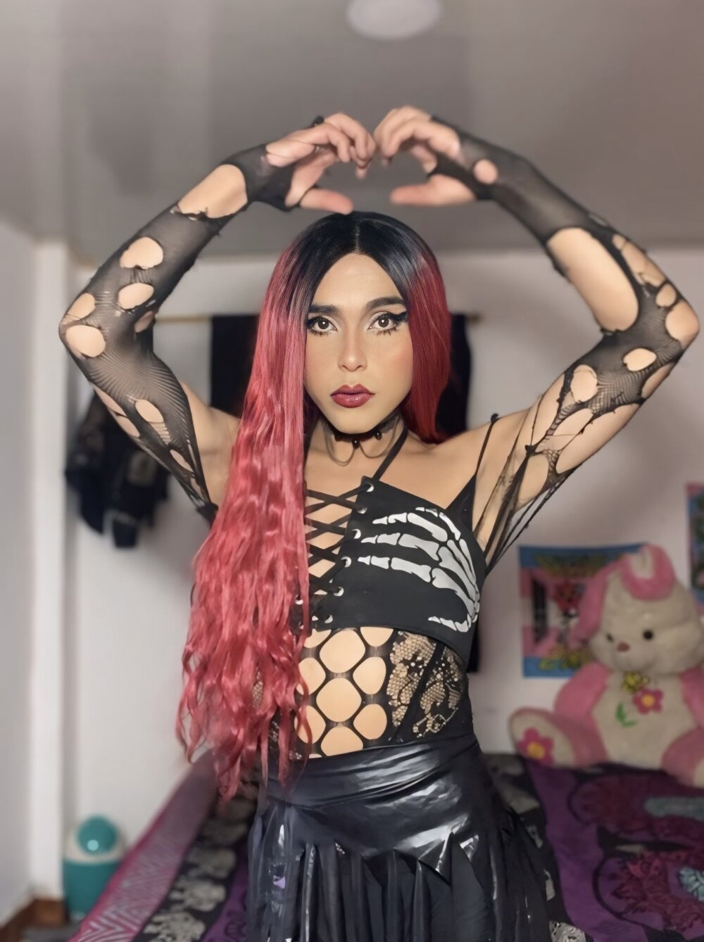 _sazha_18's Offline XXX Chat