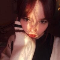 LoraBach's webcam live show