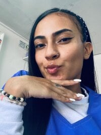 perlarizzo's webcam live show