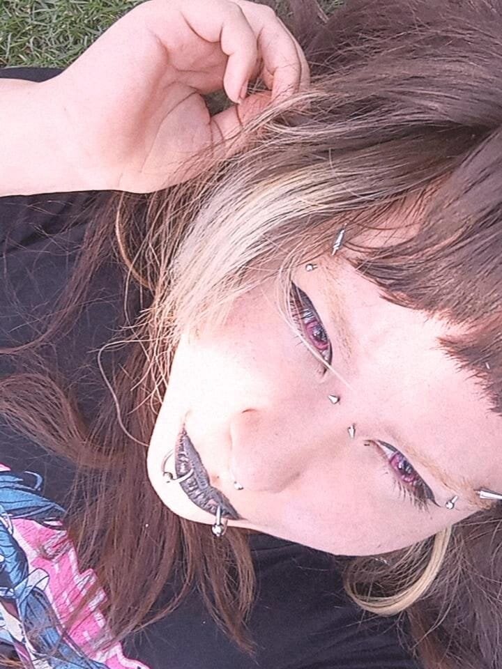 Live sex webcam photo for Kinder_rexx #290033314