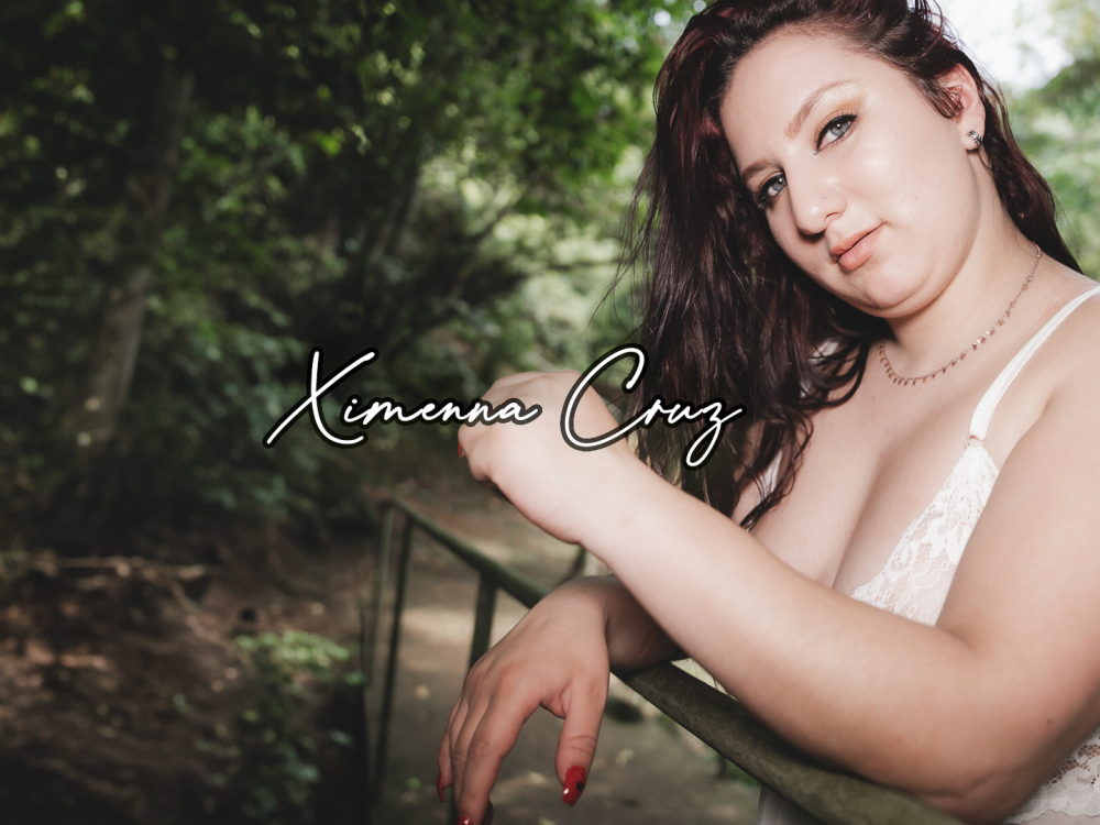 Live sex webcam photo for Ximenna_Cruz #289996374