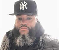 David_summers79's Offline Chat Room