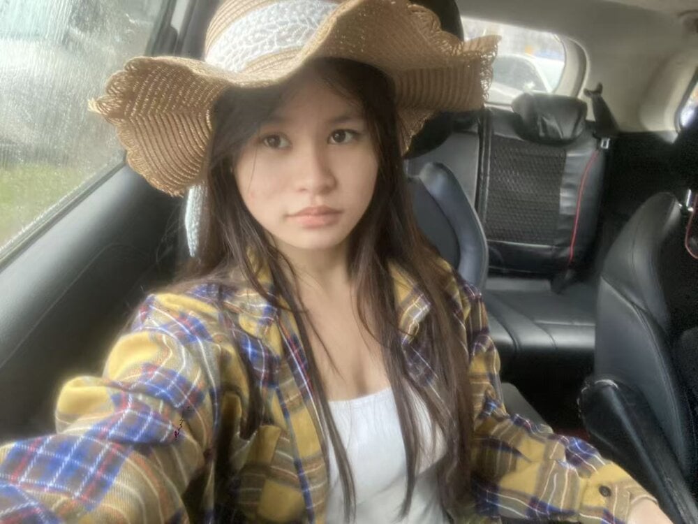 stripchat momo538790 webcam profile pic via webcam-sexe.net