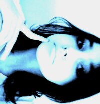 petitefreakxx's Offline Chat Room