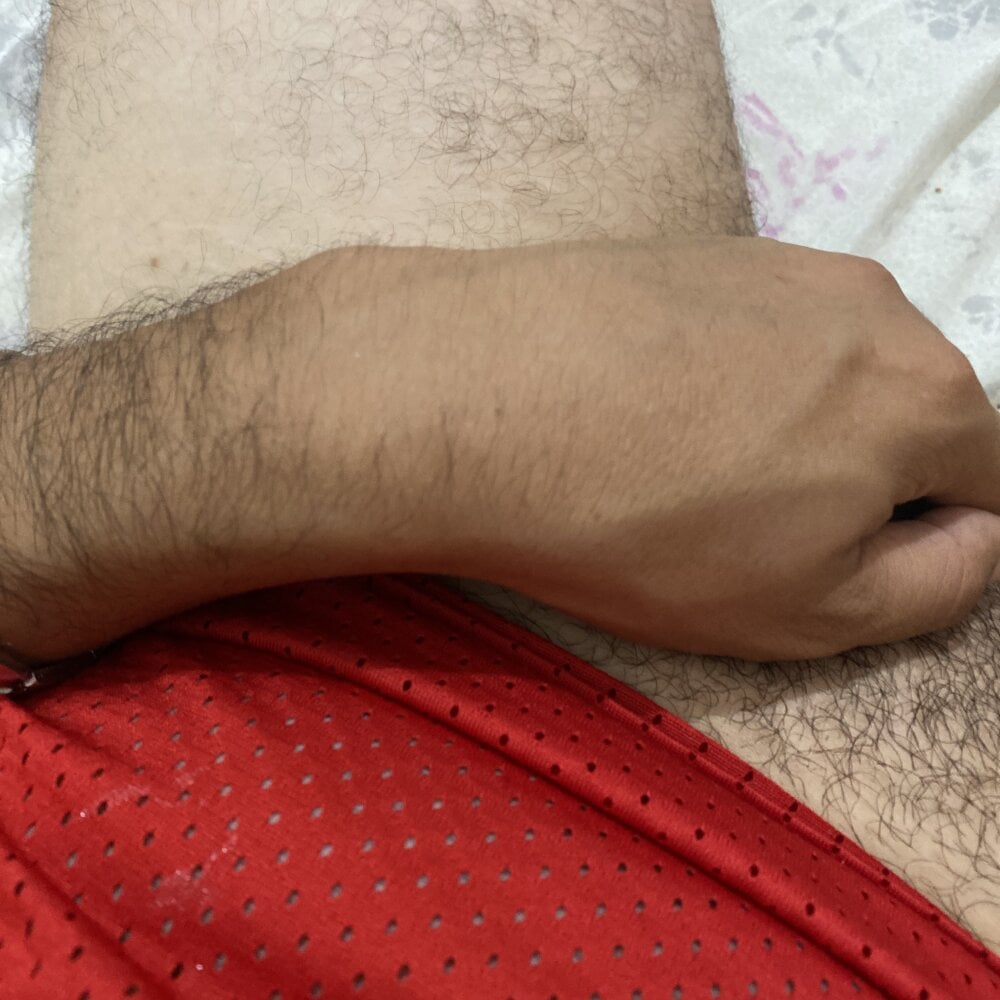 james_adam95 from stripchat