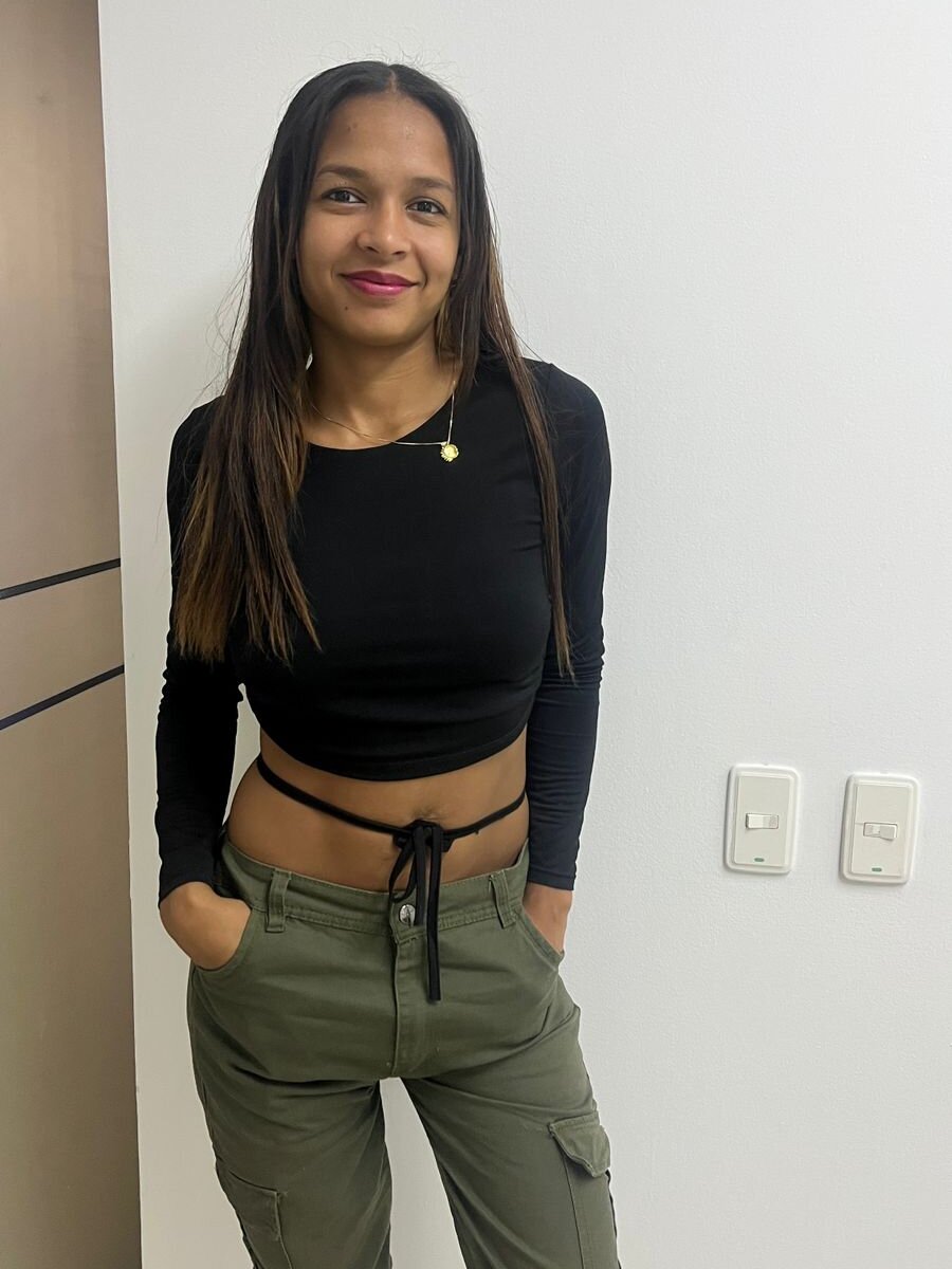 glamcambabes.com keirafox9 livesex profile in latino cams