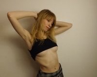 LustfulSarah's Live Sex Cam Show