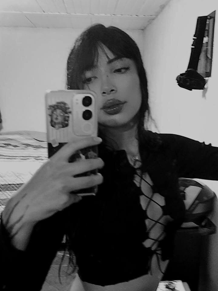 sexcam3d.net baddest_katt livesex profile in between-the-possible-and-the-unforgettable cams