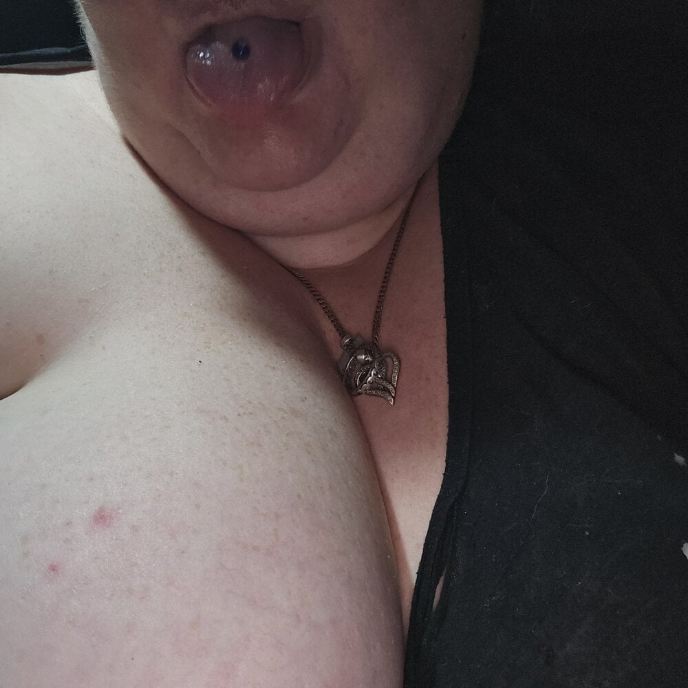 lovebigboobskrys profile