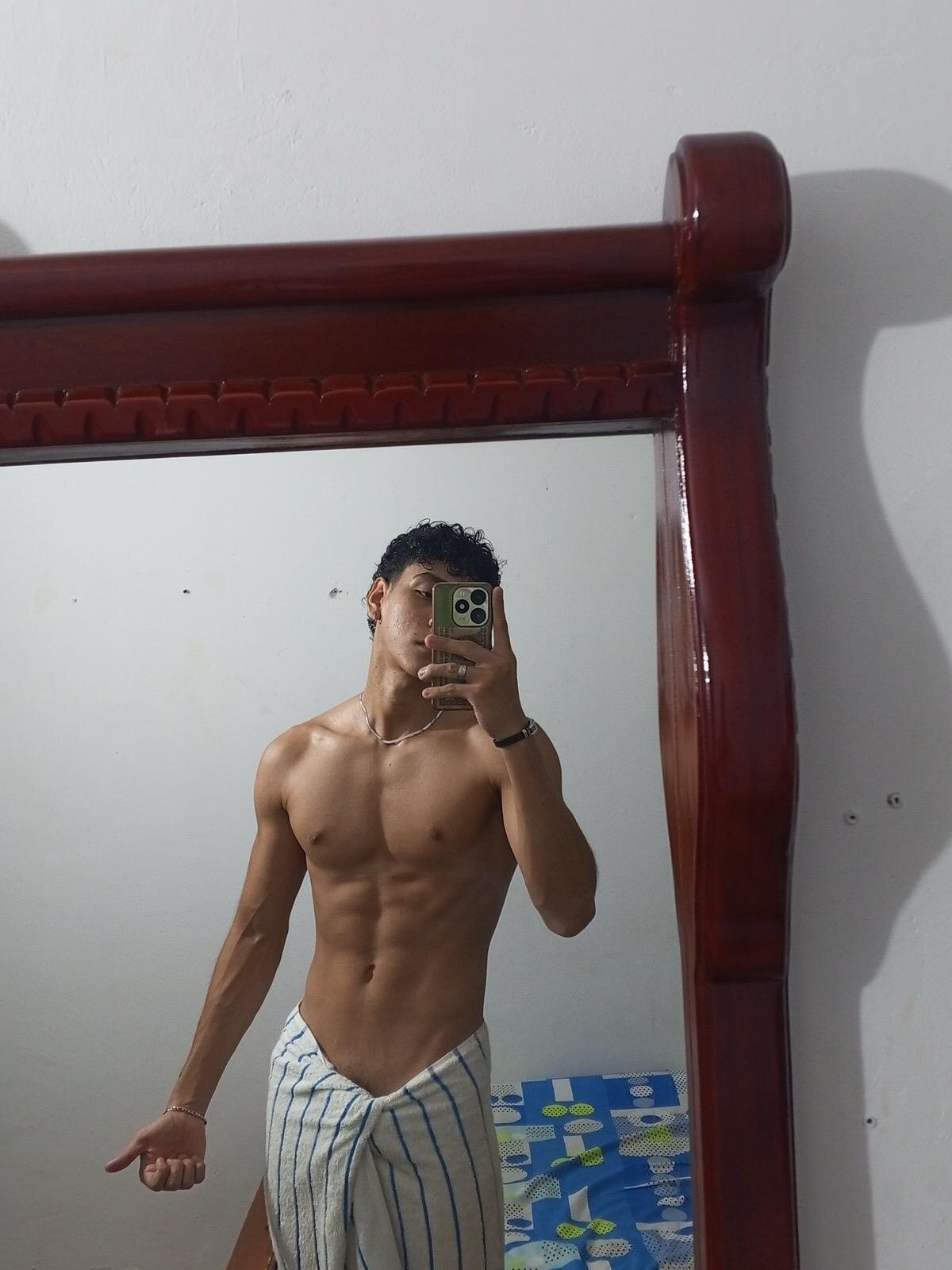 apolo_shelby