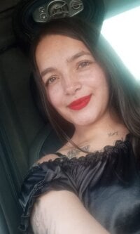 emy_smith_8's webcam live show