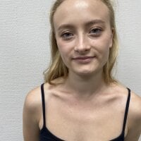 ShonaStok's Offline Chat Room