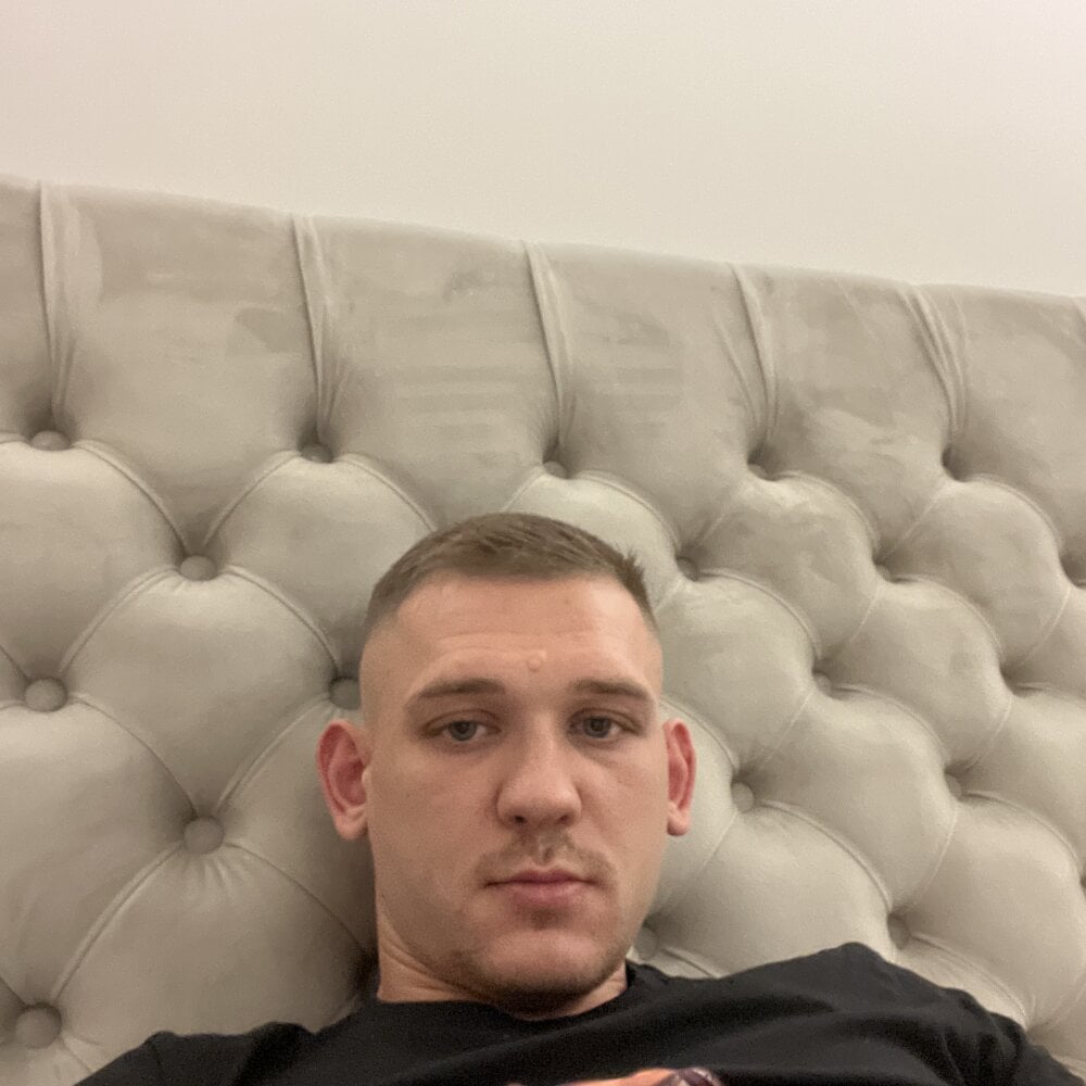 andrey696977 from stripchat