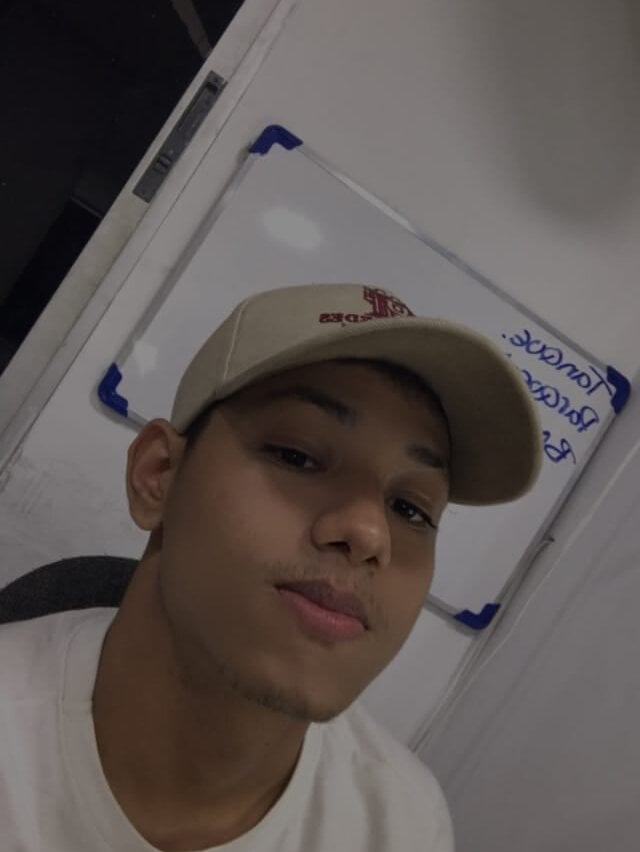 Enzo_Evans profile