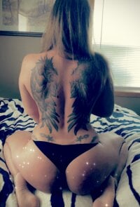 ห้องแชทออฟไลน์ของ Tatted_Hotties