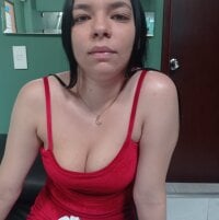Lau_perez's Offline Chat Room