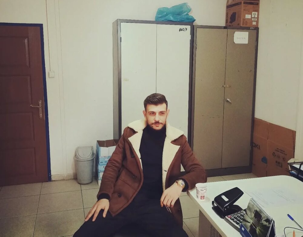 Red_dewilll's Offline XXX Chat