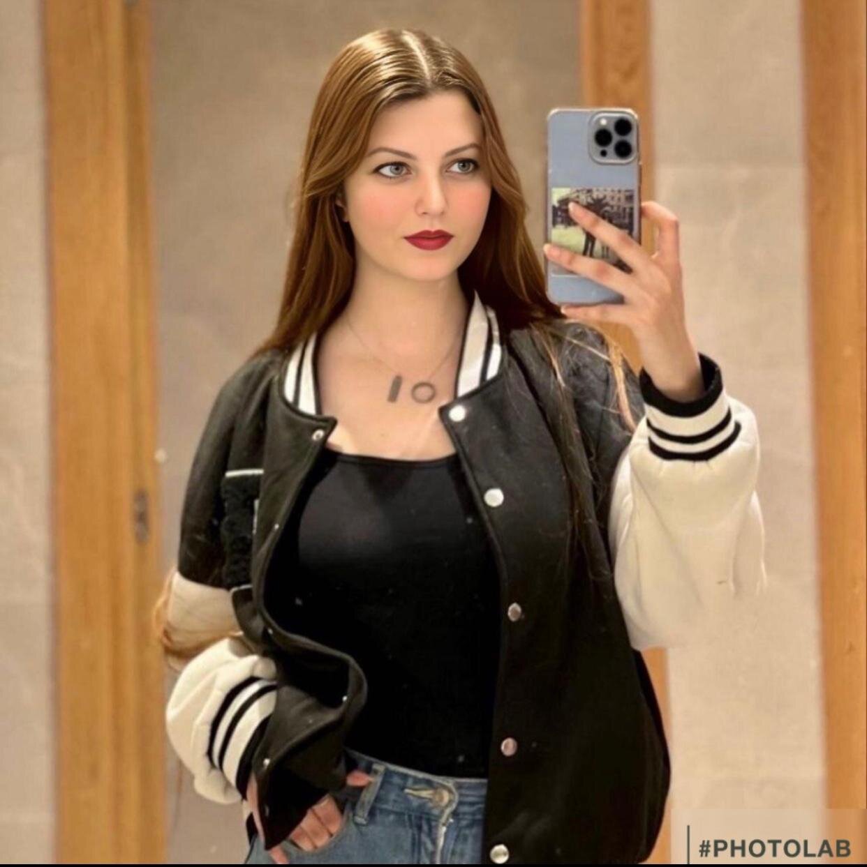 Loujiina99
