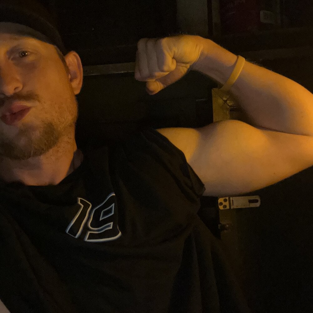 bigkuntry0816 from stripchat