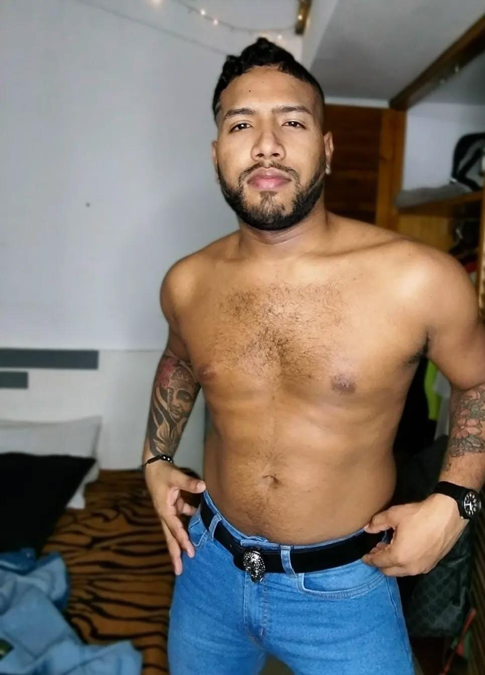 MIKE_CASTLEE