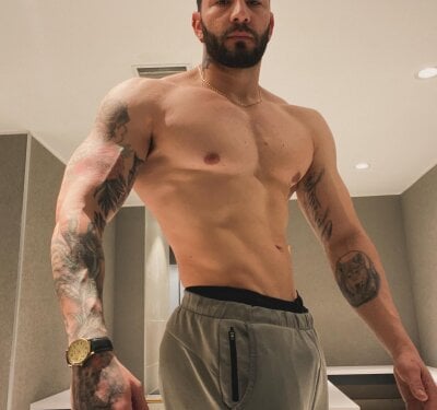 Jonhklleyn